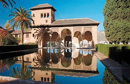 Start planning your cruise and book your excursions in Málaga and Granada